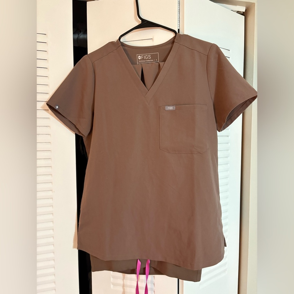 Figs Scrub Set - Catarina Top & Zamora Joggers